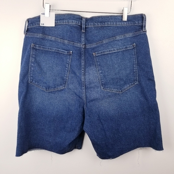 Old Navy High Waisted Cut-off Jean Shorts NWT - Picture 2 of 6